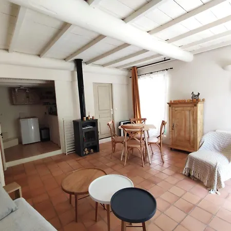 Charmante Maison De Village Proche D'uzes Prázdninový dům *