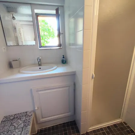 Prázdninový dům Charmante Maison De Village Proche D'uzes